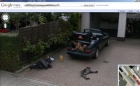 Google 街景神秘事件：死狗，后车厢，裸男